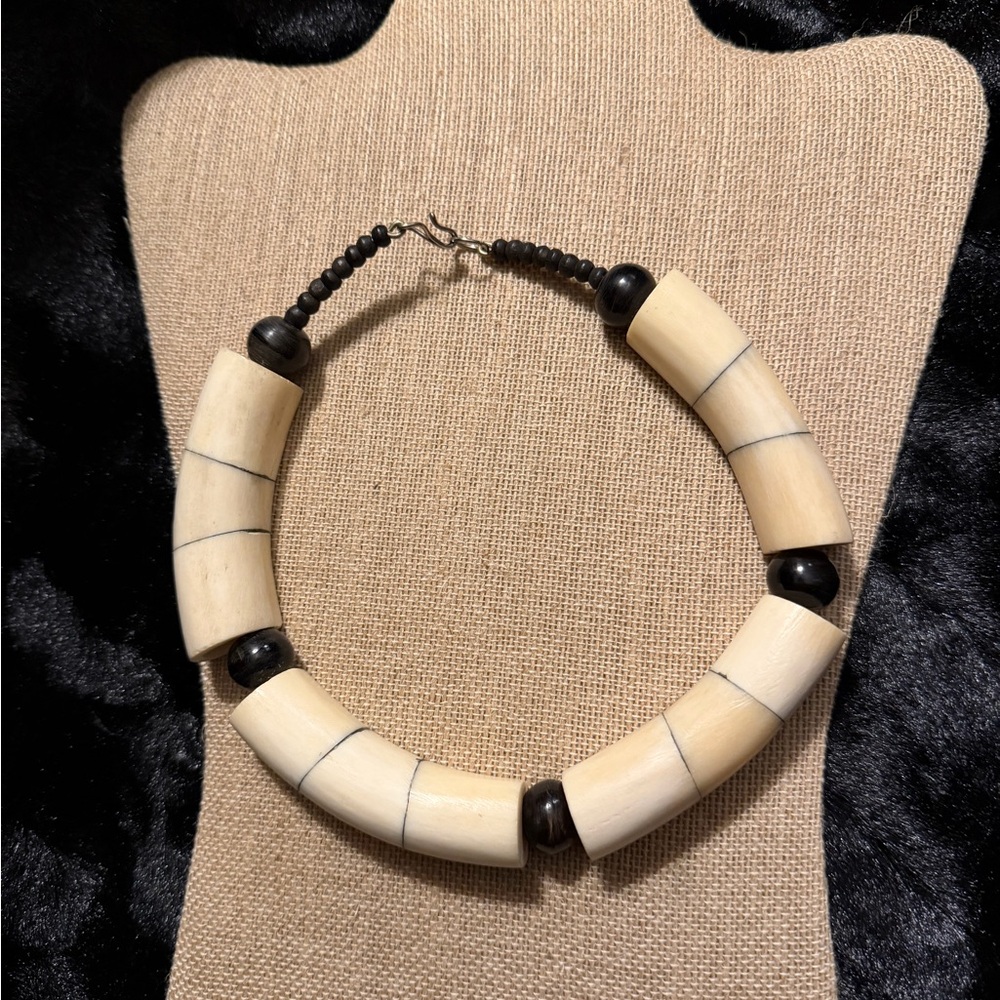 Vintage Cream Collar & Brown Flower Necklaces